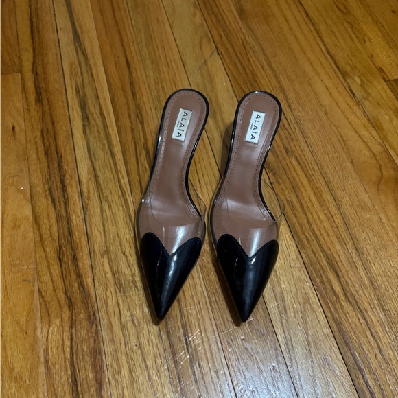Alaïa Le Cœur PVC and Patent Leather Mules - 2 Right - Picture 2 of 10